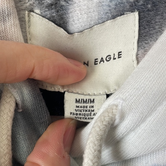 AE sweatshirt - Picture 4 of 5